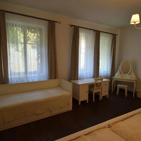 Guest house Hnizdo Snu 3*